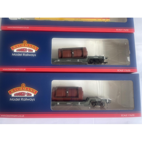 448 - FOUR BOXED BACHMANN 00 GAUGE FREIGHT CARRIAGES