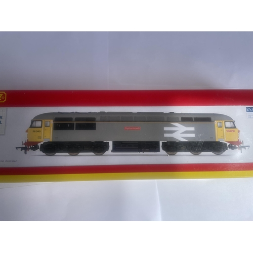 454 - AN AS NEW AND BOXED HORNBY 00 GAUGE RAILFREIGHT CO CO DIESEL CLASS 56 LOCOMOTIVE 'OYSTERMOUTH'