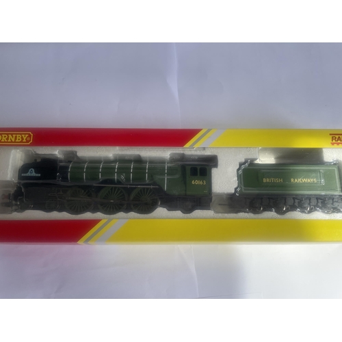 455 - AN AS NEW AND BOXED HORNBY 00 GAUGE STEAM LOCOMOTIVE TORNADO BR CLASS A1