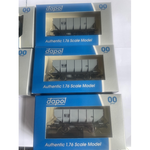 469 - FIVE BOXED DAPOL 00 GAUGE BR HOPPERS