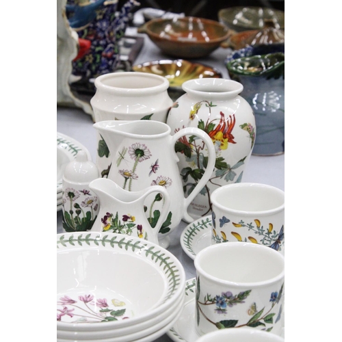 101 - A LARGE QUANTITY OF PORTMEIRION BONTANIC GARDEN DINNERWARE - TO INCLUDE JUGS, PLATES, EGG CUPS ETC