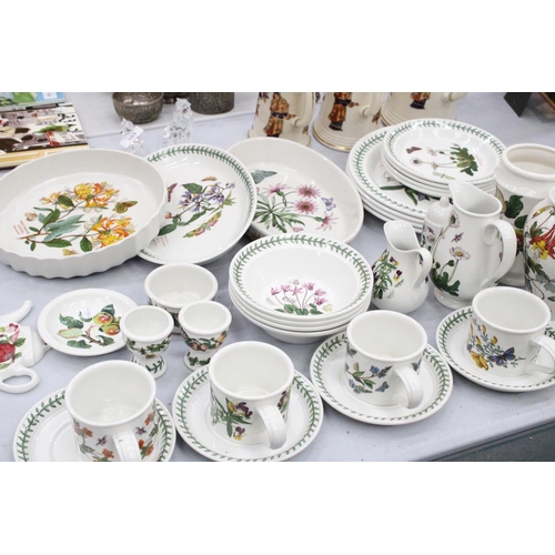 101 - A LARGE QUANTITY OF PORTMEIRION BONTANIC GARDEN DINNERWARE - TO INCLUDE JUGS, PLATES, EGG CUPS ETC