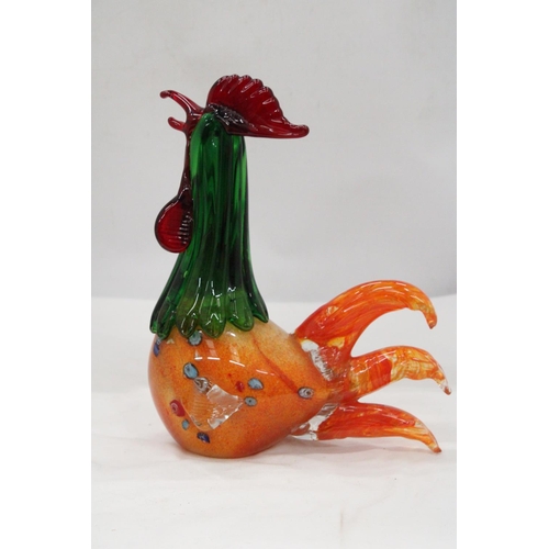 117 - A MURANO GLASS COCKEREL - APPROXIMATELY 27CM X 20CM