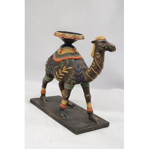 121 - A HAND PAINTED CAMEL PLANTER STAND - APPROX 27CM X 25CM