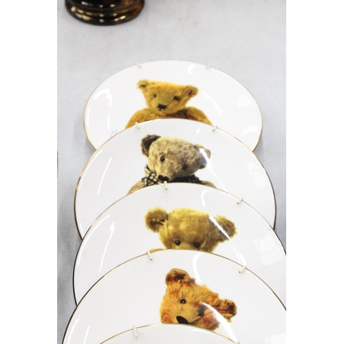 138 - SEVEN ROYAL WORCESTER COLLECTOR'S PLATES FROM THE ULTIMATE TEDDY BEAR PLATE COLLECTION - LIMITED EDI... 