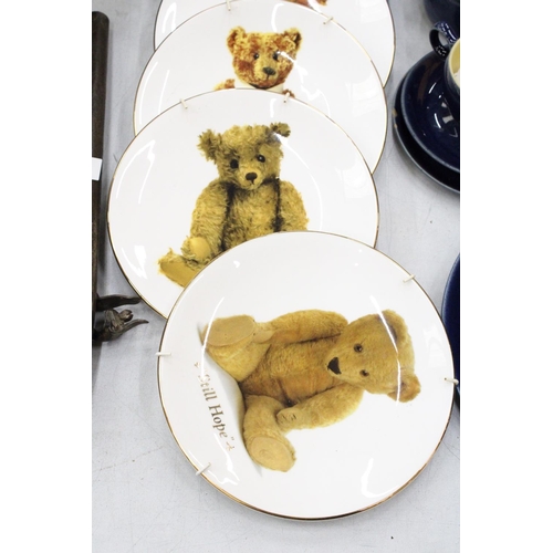 138 - SEVEN ROYAL WORCESTER COLLECTOR'S PLATES FROM THE ULTIMATE TEDDY BEAR PLATE COLLECTION - LIMITED EDI... 