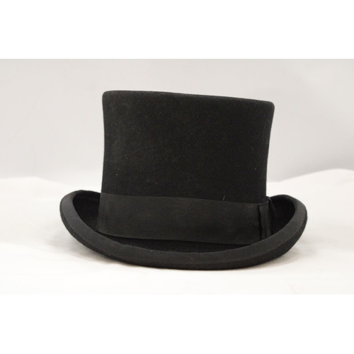 146 - A 'VIZ-UK' TOP HAT, SIZE MEDIUM