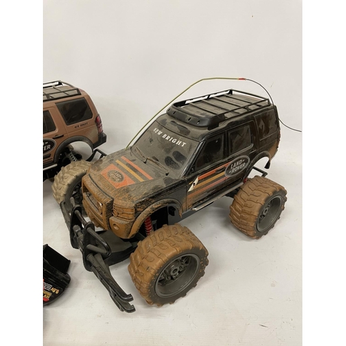 506 - TWO REMOTE CONTROL LANDROVERS WITH BATTERIES, CHARGERS AND ONE REMOTE CONTROL, IN WORKING ORDER BUT ... 