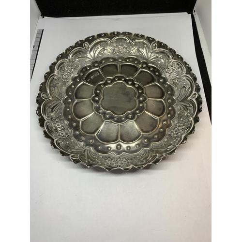 94 - A DECORATIVE HALLMARKED LONDON SILVER FLUTED TRAY GROSS WEIGHT 147 GRAMS