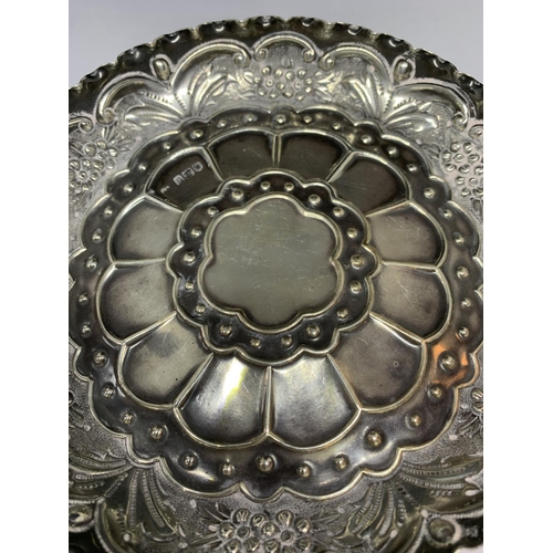 94 - A DECORATIVE HALLMARKED LONDON SILVER FLUTED TRAY GROSS WEIGHT 147 GRAMS