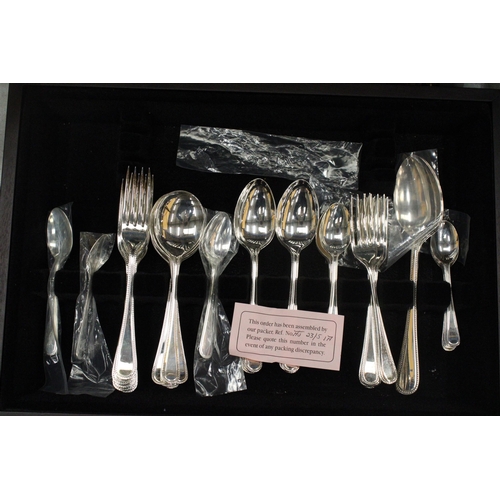 22 - A BOXED BUTLER OF SHEFFIELD CAVENDISH COLLECTION CUTLERY SET