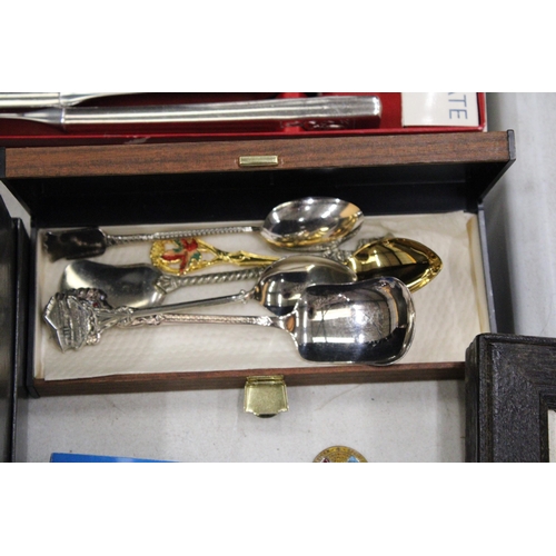 244 - A MIXED LOT OF SILVER PLATE TO INCLUDE A HALLMARKED SILVER SOUVENIR SPOON