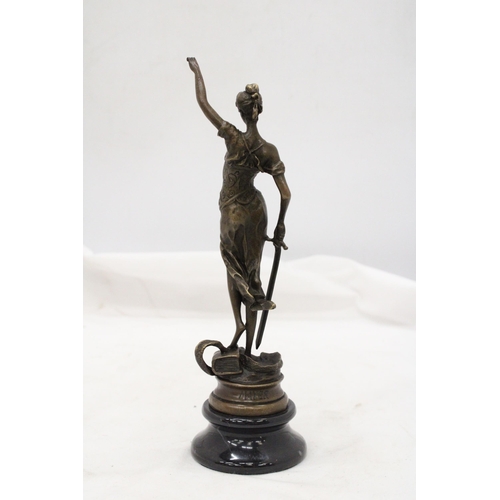 259 - A BRONZE FIGURE BLIND JUSTICE ON A MARBLE BASE SIGNED MATER