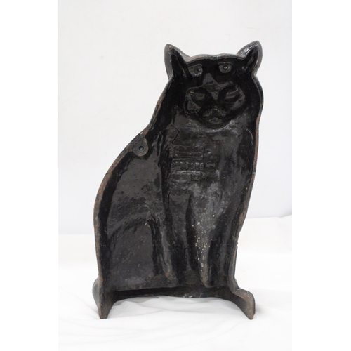 281 - A VERY HEAVY CAST, VICTORIAN BLACK CAT, DOORSTOP WITH PATENT MARK, HEIGHT 33CM