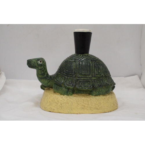 298 - A LARGE, GUINNESS, RESIN TORTOISE, ADVERTISING FIGURE, HEIGHT 25CM, LENGTH 28CM