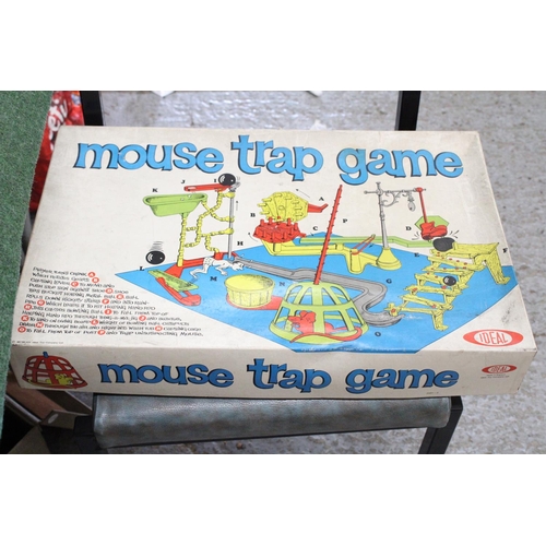 452A - A VINTAGE MOUSETRAP GAME AND PHILIFORM BUILDING KIT