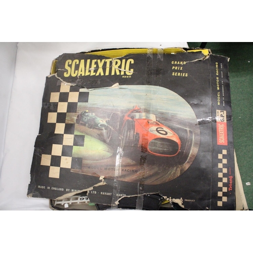 454A - A VINTAGE SCALEXTRIC, GRAND PRIX SERIES, MODEL MOTOR RACING, MODEL G P 3