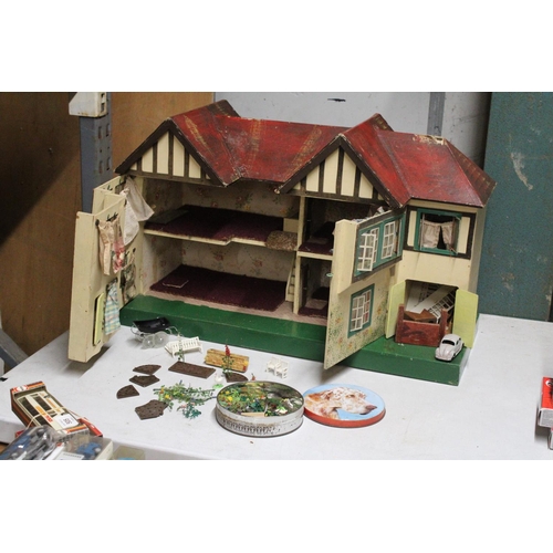 505A - A VINTAGE DOLL'S HOUSE TO INCLUDE SOME ACCESSORIES PLUS A GARDEN ACCESSORIES, NEEDS MINOR RESTORATIO... 