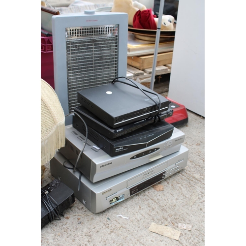 2358 - AN ASSORTMENT OF ITEMS TO INCLUDE HEATERS, VHS PLAYERS AND A SHREDDER ETC