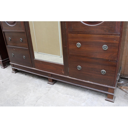 3087 - A LATE VICTORIAN MAHOGANY MIRROR DOOR WARDROBE WITH TWO CARVED DOORS, 74