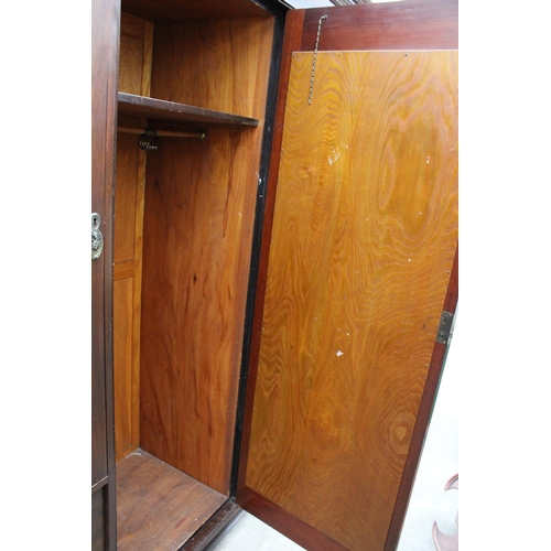 3087 - A LATE VICTORIAN MAHOGANY MIRROR DOOR WARDROBE WITH TWO CARVED DOORS, 74