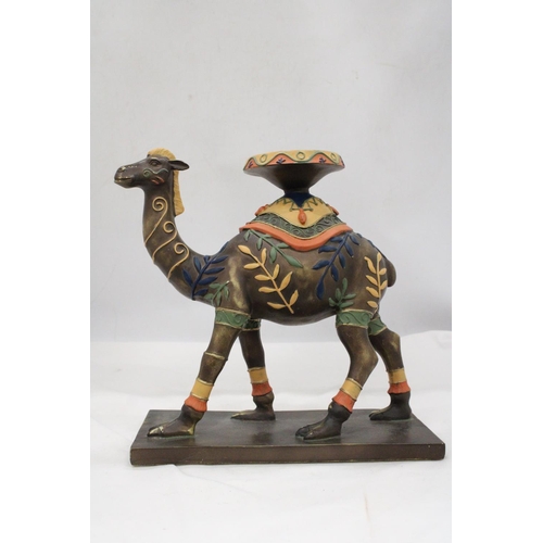 121 - A HAND PAINTED CAMEL PLANTER STAND - APPROX 27CM X 25CM