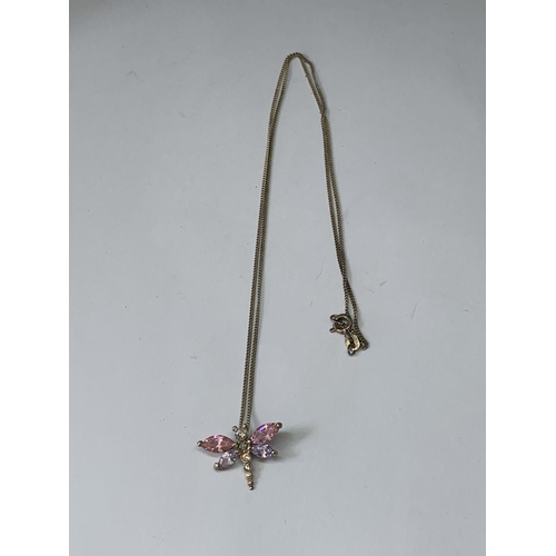 704 - A MARKED 925 SILVER NECKLACE WITH A SILVER AND COLOURED STONE DRAGONFLY PENDANT