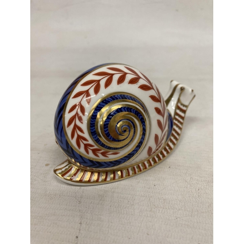 842 - A ROYAL CROWN DERBY SNAIL (SECOND)