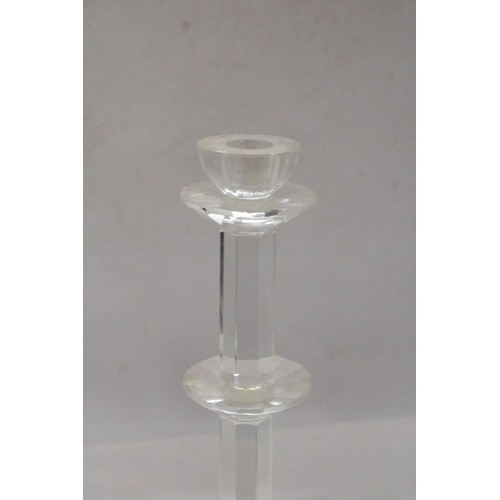 948 - A PAIR OF GLASS CANDLESTICKS, HEIGHT 34CM