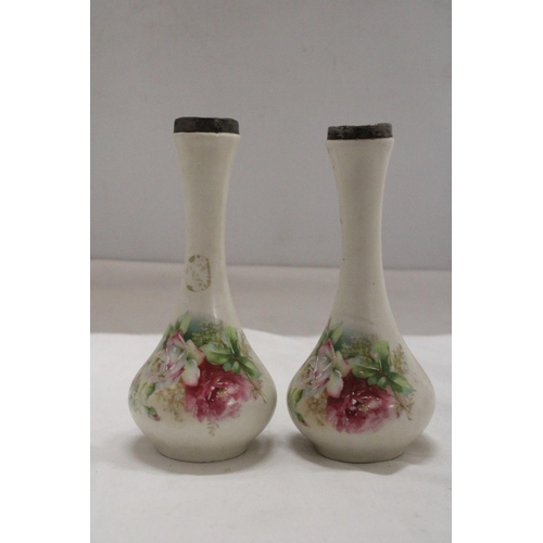 1002 - A PAIR OF VINTAGE FLORAL VSES WITH HALLMARKED SILVER RIMS, HEIGHT 18CM