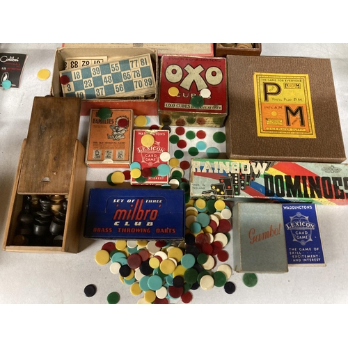 1132 - A QUANTITY OF GAMES, ETC TO INCLUDE DOMINOES, DRAUGHTS, DARTS, TIDDLYWINKS, PLAYING CARDS, ETC