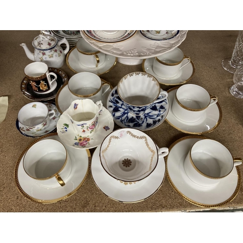 1148 - SIX LIMOGES CUPS AND SAUCERS, WHITE WITH GILT RIMS AND HANDLES, A FOOTED CAKE PLATE, VINTAGE ROYAL D... 