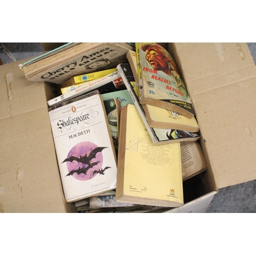 1153 - A LARGE QUANTITY OF VINTAGE CHILDREN'S BOOKS TO INCLUDE, BAMBI, SHAKESPEARE, THE WIZARD OF OZ, ETC