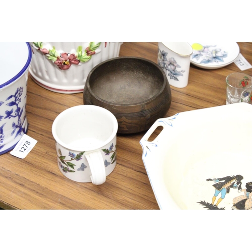 1259 - A QUANTITY OF VINTAGE CERAMICS TO INCLUDE A NEWHALL BOWL, A ROYAL WORCESTER PIN TRAY AND POT, A TOBY... 