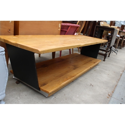 2643 - A MODERN TWO TIER OAK COFFEE TABLE WITH METAL ENDS, 70