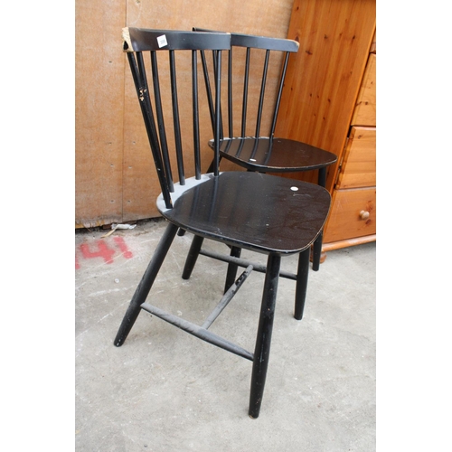 3089 - A PAIR OF DANISH BLACK PAINTED KITCHEN CHAIRS