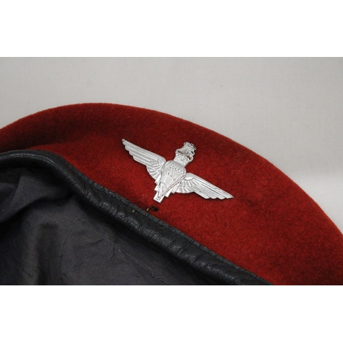 131 - A PARATROOPER'S BERET AND BADGE