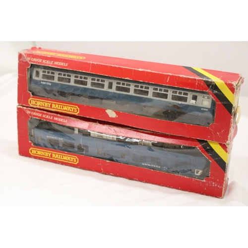 148 - TWO BOXED HORNBY RAILWAY CARRIAGES