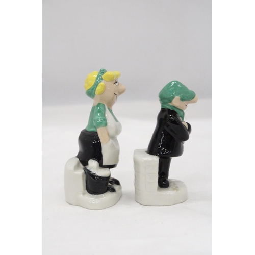 157 - A WADE ANDY CAPP AND FLO CERAMIC CRUET SET