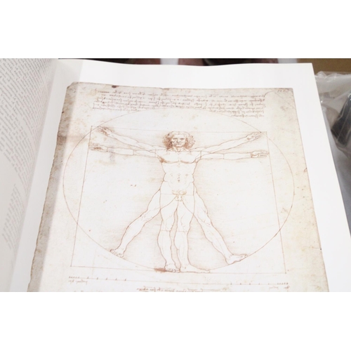 162 - A VERY LARGE, HARDBACK COPY OF 'LEONARDO DA VINCI, THE COMPLETE PAINTINGS AND DRAWINGS' IN ORIGINAL ... 