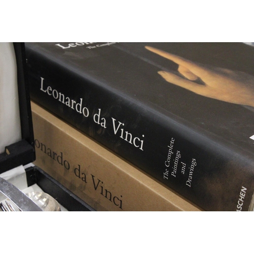 162 - A VERY LARGE, HARDBACK COPY OF 'LEONARDO DA VINCI, THE COMPLETE PAINTINGS AND DRAWINGS' IN ORIGINAL ... 