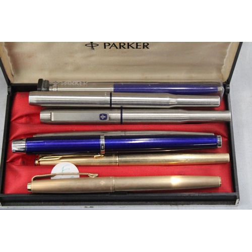 168 - A COLLECTION OF EIGHT PARKER PENS TO INCLUDE FOUNTAIN