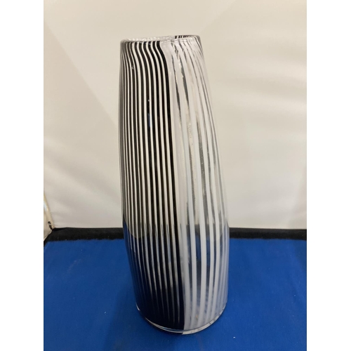 10 - A BELIEVED TO BE DINO MARTENDS MURANO BLACK AND WHITE STRIPED VASE HEIGHT 28CM