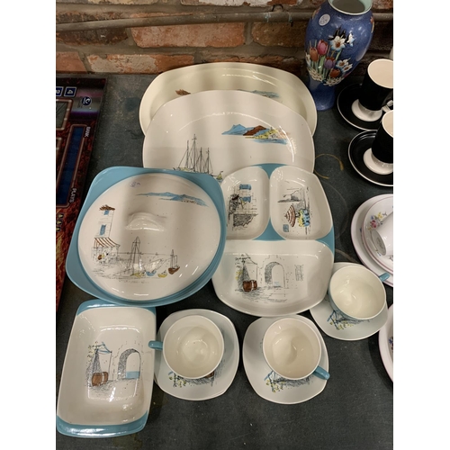 1011 - A MIXED LOT OF CERAMICS, TO INCLUDE MIDWINTER CUPS, SAUCERS,PLATES, ETC, A CARLTON WARE COFFEE SET, ... 