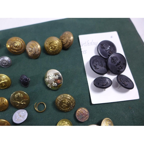 320 - A LARGE COLLECTION OF MILITARY AND CIVIL DEFENCE BUTTONS, TO INCLUDE ROYAL ENGINEERS, ARP AND ROYAL ... 