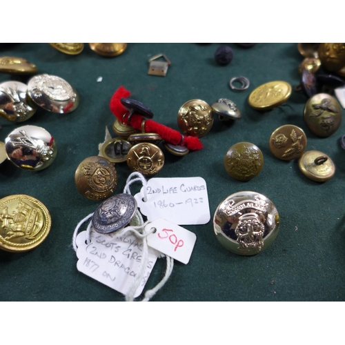 321 - A LARGE COLLECTION OF MILITARY BUTTONS, TO INCLUDE RAF, ROYAL NAVY, 2ND LIFE GUARDS, ARP ETC