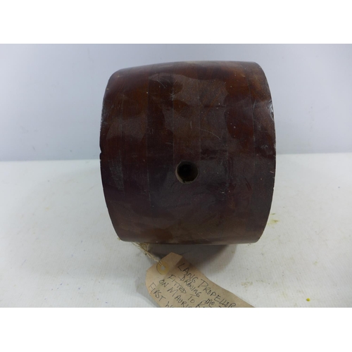 343 - A FIRST WORLD WAR LANG WOODEN PROPELLOR BOSS, WIDTH 26CM