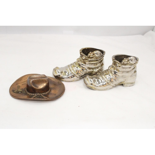 225 - A VINTAGE COPPER TEXAS COWBOY ASHTRAY PLUS A MATCHING BOOT ASHTRAY