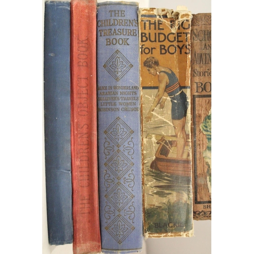 319 - SEVEN VARIOUS VINTAGE BOOKS AND ANNUALS TO INCLUDE THE CHILDRENS OBJECT BOOK, EVERY BOYS HOBBY ANNUA... 