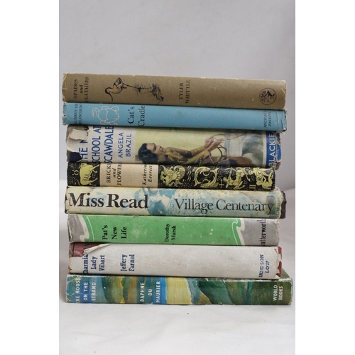 385 - EIGHT VINTAGE, LADIES, EASY READING BOOKS